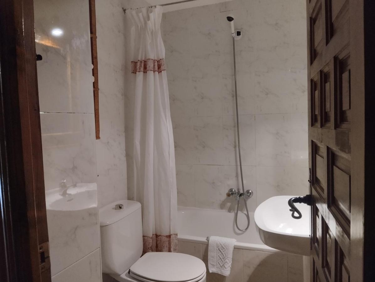 Apartamentos Condado De Miranda Miranda del Castañar Exteriör bild